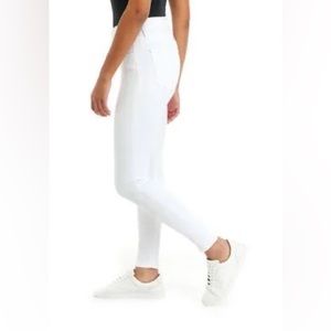 Joe’s The Charlie SnapBack high rise skinny ankle white
